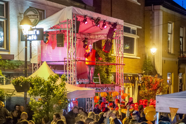 Dimi’s Oranjefeest